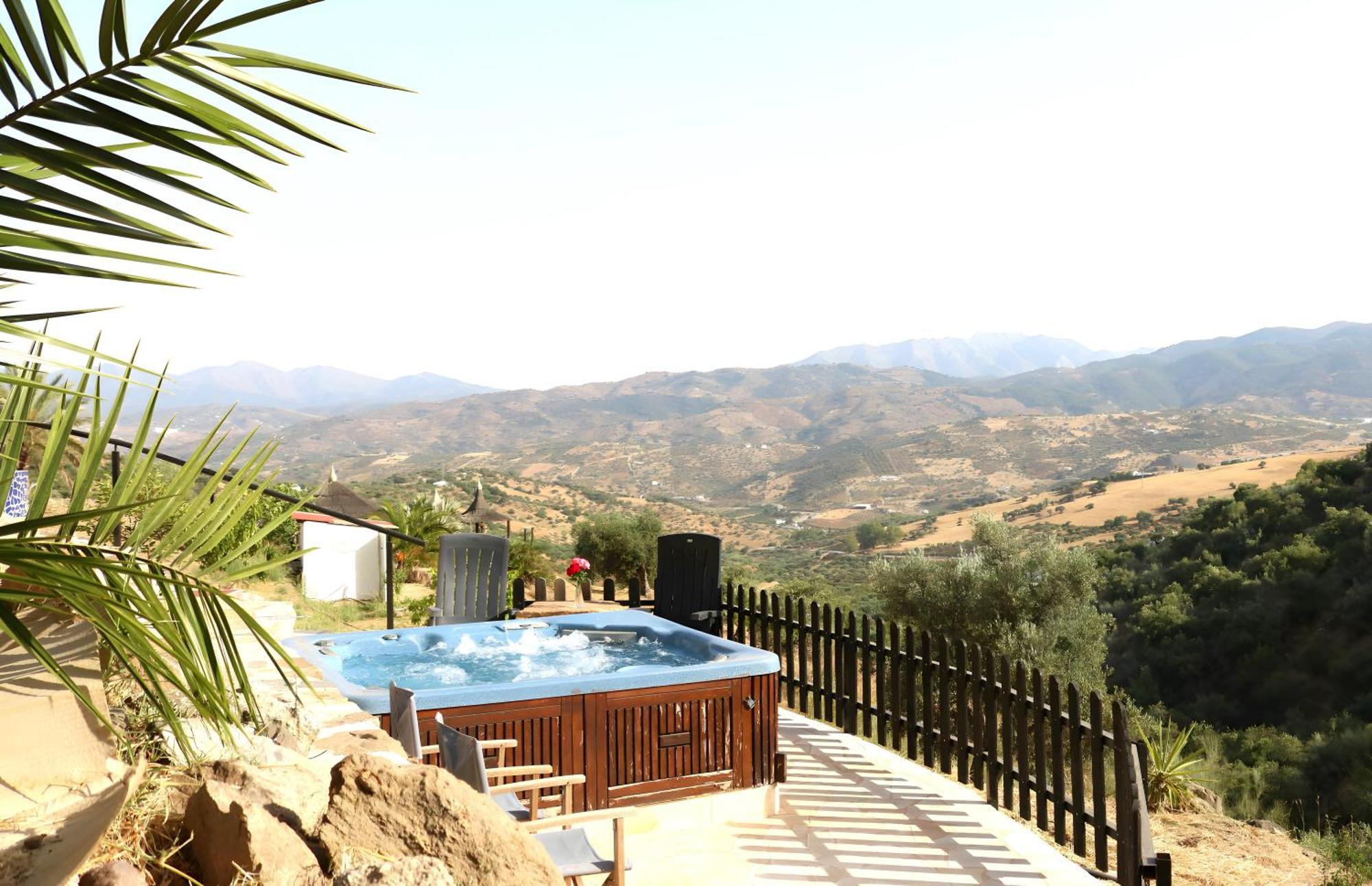 Private Detached Chalet With Own Jacuzzi Mi Dushi Tolox Eksteriør bilde
